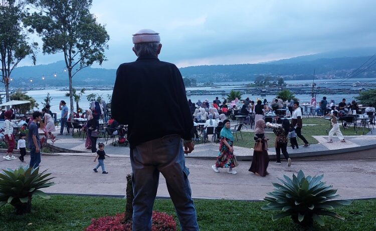 Uniku Bedah Tata Ruang dan Pembangunan Pariwisata