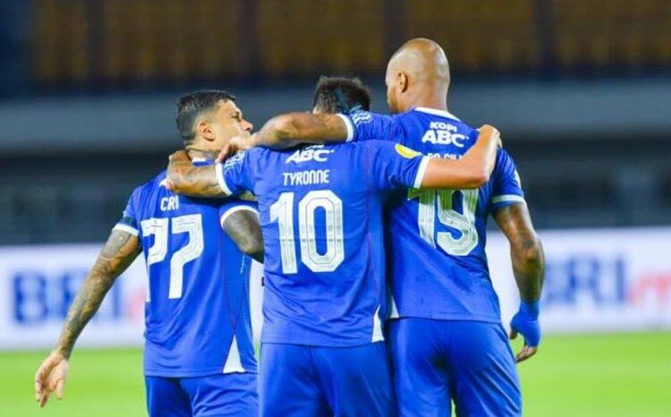 Sudah Banyak Pemain Pamit, Kapan Persib Umumkan Pemain Barunya untuk Musim Depan ?