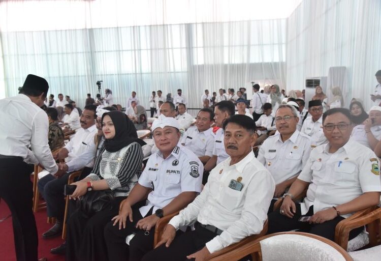 Jabar Perkuat Komitmen Berantas Korupsi, Bupati dan Walikota Ikuti Rakor di Gedung Pakuan Bandung