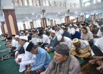 Bupati Kuningan Salat Ied di Masjid Syiarul Islam dan Gelar Open House di Pendopo