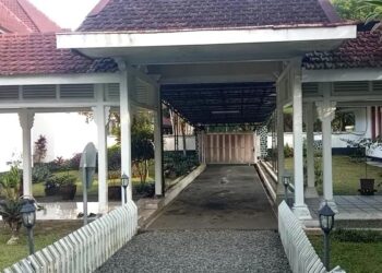 Gubernur Jabar Akan Kunjungi Pendopo Lama Tasikmalaya, Pegawai Bersih-bersih Area