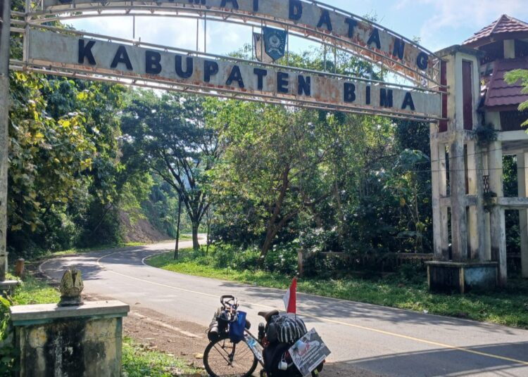 Gowes PWI Cimahi-Papua, Bima – Sape 51 Km