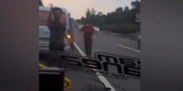Viral Aksi Koboi Sopir Gran Max Todongkan Pistol ke Pengendara di Tol Cipularang, Karena Salip Menyalip