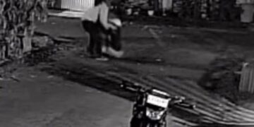 Viral Video Perempuan Diduga Diniaya Mantan Pacar di Cianjur Terekam CCTV, Pelaku Disebut Kabur ke Bandung