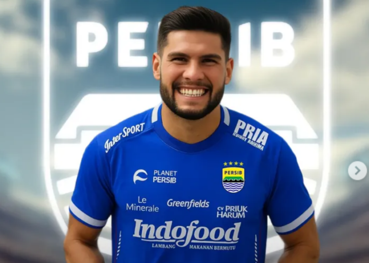 Surprise! Bek Tangguh Asal Brazil, Julio Cesar Jadi Pemain Incaran Persib Bandung, Begini Profilnya
