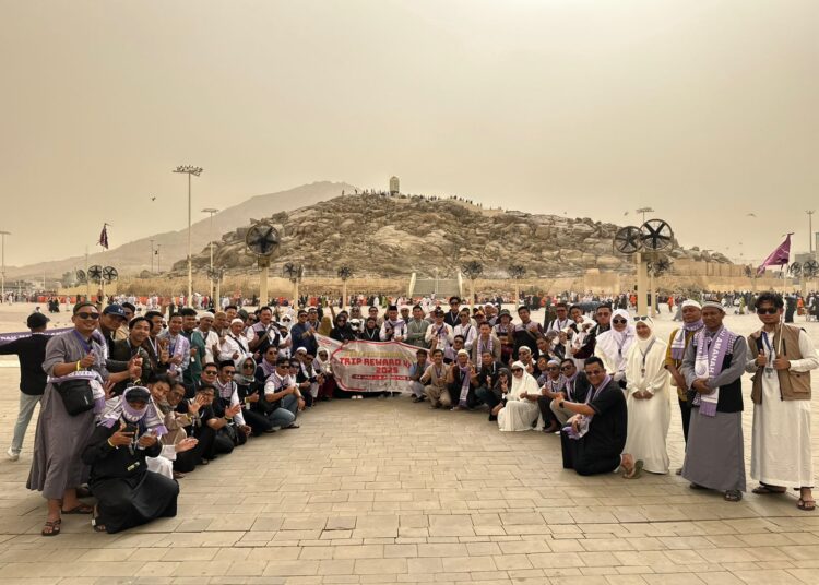 92 Karyawan Terbaik Alfamart Umrah ke Tanah Suci Makkah