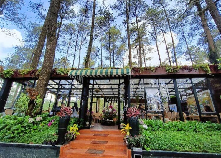 5 Rekomendasi Cafe Dengan View Estetik di Bandung untuk Ngopi Sambil Healing