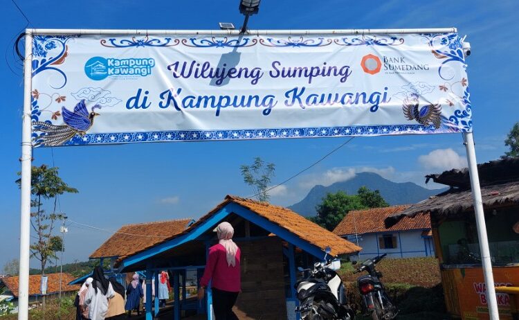 Nikmatnya Kuliner di Rumah Panggung Kuno Kampung Kawangi Sumedang