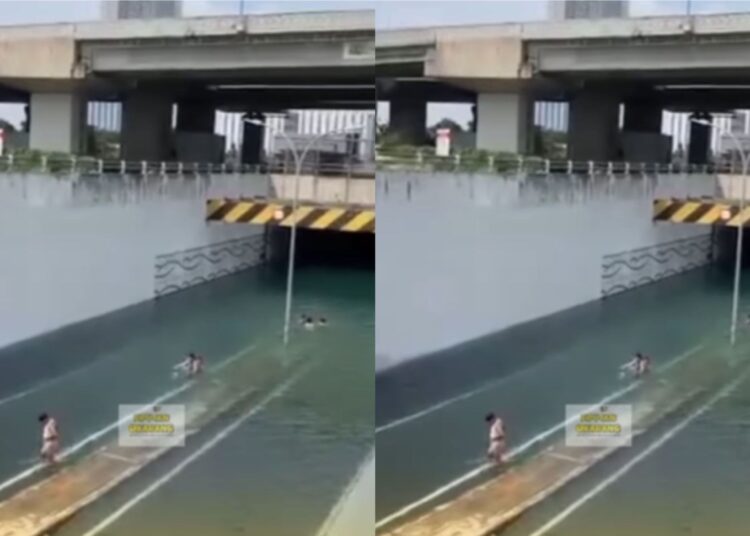 Viral! Video Banjir di Underpass MM2100 Cikarang Jadi Kolam Renang Dadakan, Warganet Salfok dengan Kejernihan Airnya