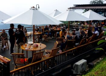 Puncak Sempur, Obyek Wisata Unggulan di Karawang, Makin Ramai Dikunjungi Saat Liburan