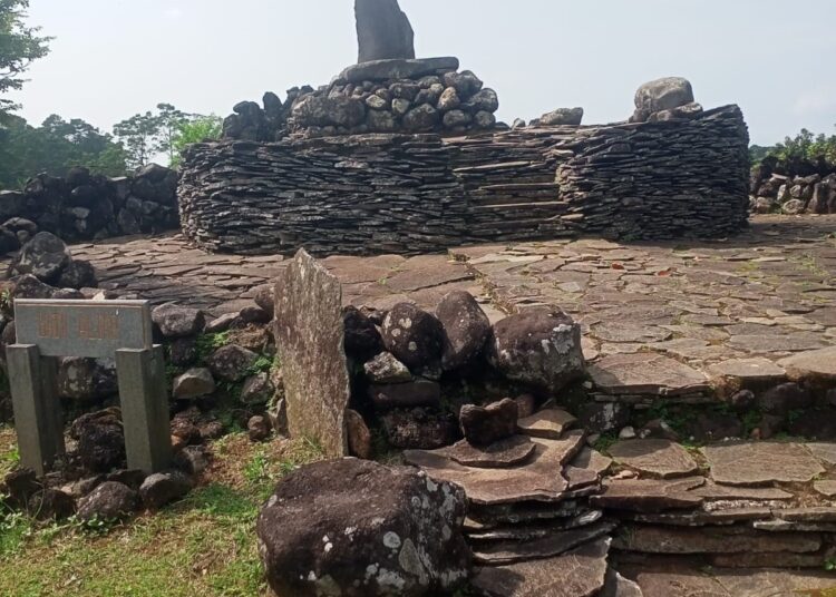 Wisata Situs Taman Purbakala Cipari-Cigugur Kuningan Sepi Pengunjung