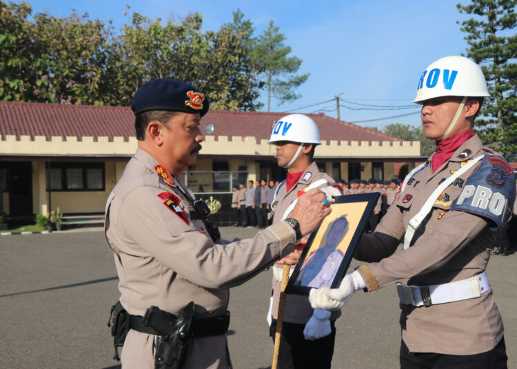 Heboh QRIS Palsu di Cileunyi, Bharatu Cecep, Anggota Brimob Polda Jabar Resmi Dipecat