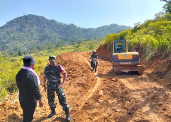 TMMD ke-125 di Desa Sindangjawa Kuningan Membedah Jalan di Blok Pasir