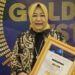 Hj. Rini Sujiyanti Interpreter Terbaik Indonesia Raih Golden Best Award 2025