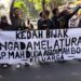 KDM Keukeuh Tak akan Cabut Larangan Study Tour, Pendemo: Bapa Mah Duda, Abi Mah Boga Keluarga