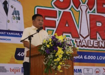 Ribuan Pencari Kerja se-Ciayumajakuning Serbu GOR Ewangga Kuningan