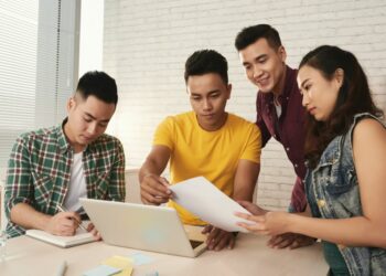 3 Jurusan Kuliah Ini Sepi Peminat Tapi Gajinya Tinggi di Indonesia!