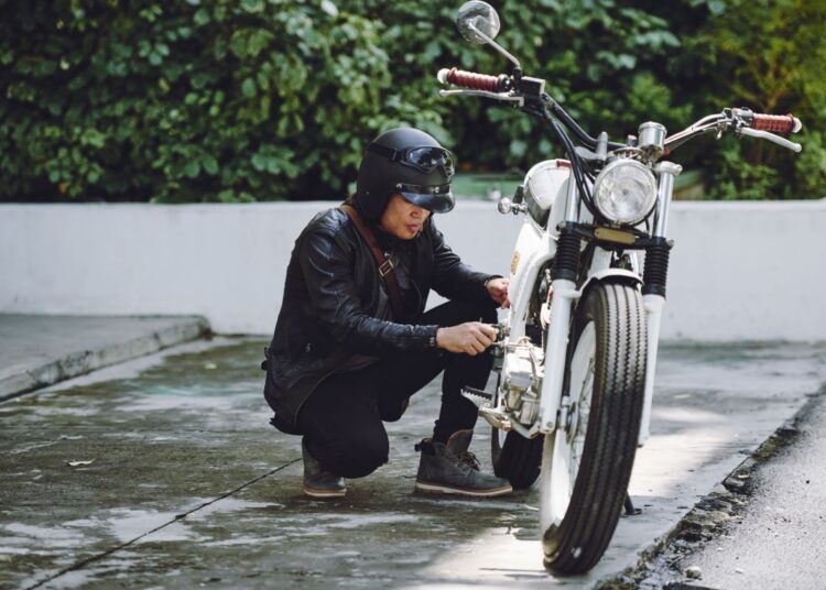 Waspadai! Ini 7 Penyebab Motor Mogok yang Sering Diabaikan Pengendara