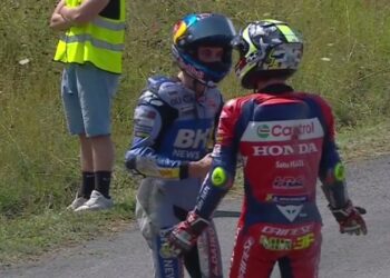 Drama MotoGP Ceko 2025: Alex Marquez Kena Sanksi Usai Hantam Joan Mir!