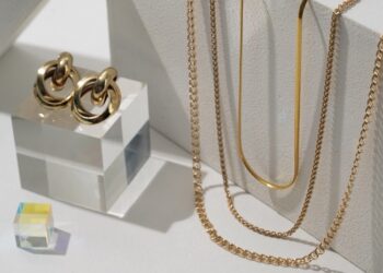 Harga Emas Perhiasan Naik Lagi! Cek Info Terbaru 22 Juli 2025 di Kota Anda