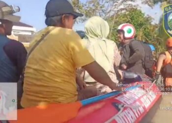 Banjir Terjang Telukjambe Karawang, Tim SAR Evakuasi 14 Warga Terdampak