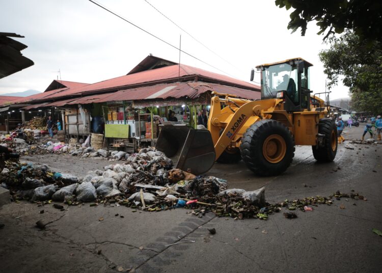 DLH Kota Bandung Angkut 80 Ton Sampah di Pasar Gedebage, Siap Uji Coba Pengolahannya