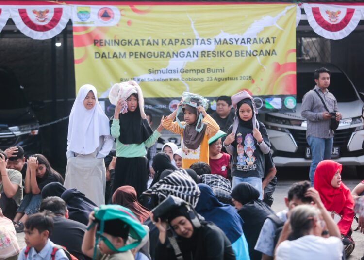 Warga Sekeloa Bandung Ikuti Simulasi Gempa Sesar Lembang