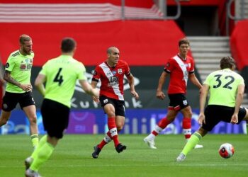 Barcelona-dan-Oriol-Romeu-Sepakat-Berpisah-,-Ini-Alasan-Hansi-Flick-Coret-Sang-Gelandang