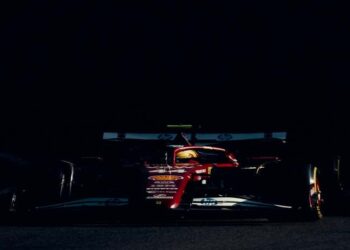 Disalip-Rekan-Sendiri-Hamilton-Sebut-Dirinya-Tak-Layak-di-Ferrari