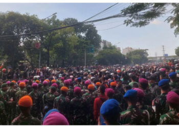 Tiga Matra TNI Kawal Demonstran di Mako Brimob hingga Sabtu Sore