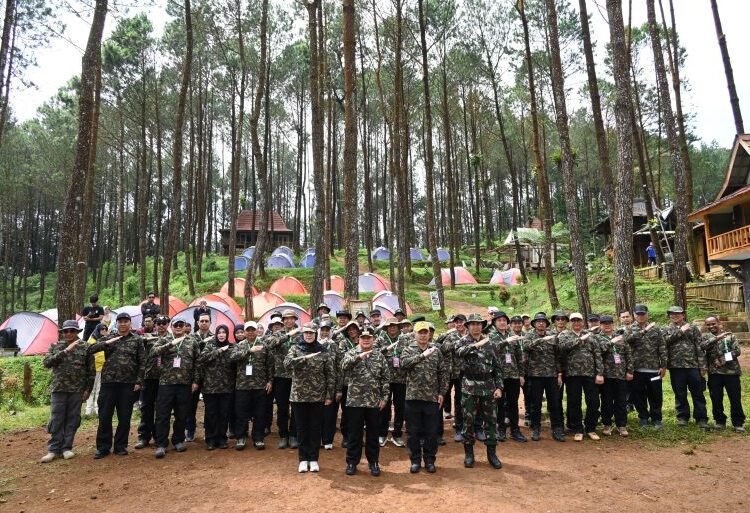 Retreat Pejabat Kuningan di Bagarurung Camp, Ajang Introspeksi Kepemimpinan