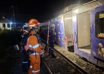 Detik-detik Evakuasi 259 Penumpang KA Argo Bromo Anggrek yang Anjlok di Subang