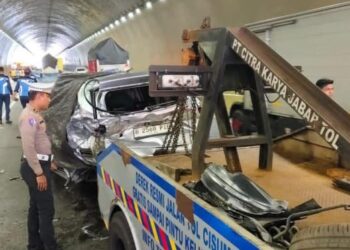 Tabrakan Beruntun 3 Kendaraan di Terowongan Kembar Tol Cisumdawu, 2 Luka