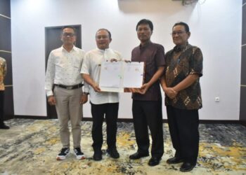 Walikota Cirebon dan Bupati Kuningan Teken PKS Pengelolaan Sumber Mata Air Paniis