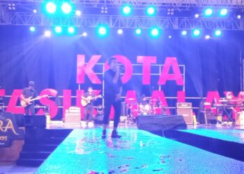 Konser Musik Hibur Ratusan Pengunjung Jayantara 2025, Ada Restu Van Houten