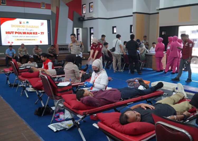 Polres Tasikmalaya Gelar Donor Darah Massal, Terkumpul 60 Kantong