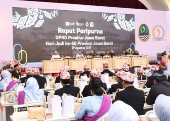 Rapat Paripurna untuk Memperingati HUT ke-80 Jabar Dibuka Ketua DPRD Jabar