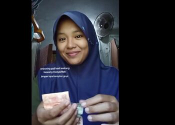 Viral! Kisah Sarmila Pengupas Bawang Dibayar Rp12 Ribu untuk 16 Kg: Netizen Terharu dan Langsung Ajak Patungan