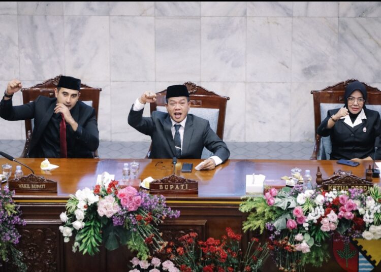 Luar Biasa Kang DS Siapkan Rp 1 Triliun untuk Jalan di Kabupaten Bandung