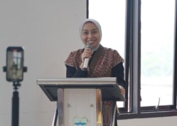 Wakil Bupati Garut Putri Karlina Sosialisasikan Garut Hebat Super APP kepada 181 Mahasiswa KKN