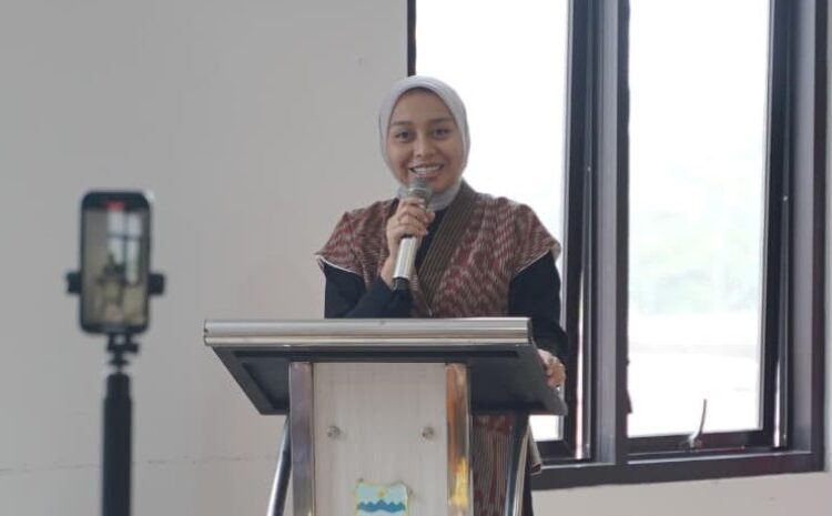 Wakil Bupati Garut Putri Karlina Sosialisasikan Garut Hebat Super APP kepada 181 Mahasiswa KKN