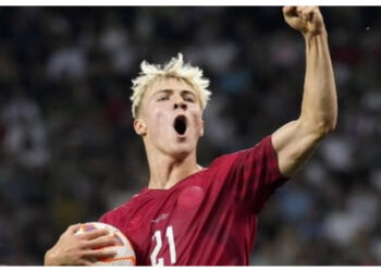 Rasmus Hojlund Mendarat di Napoli, Gantikan Lukaku yang Cedera