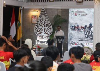 Bupati Kuningan Sambut Para Peserta Tour de Linggarjati 8 di Teras Pendopo