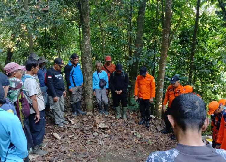 5 Hari Hilang di Puncak Manik Kawasan Hutan Tampomas Sumedang, Tata Masih Dicari Tim SAR