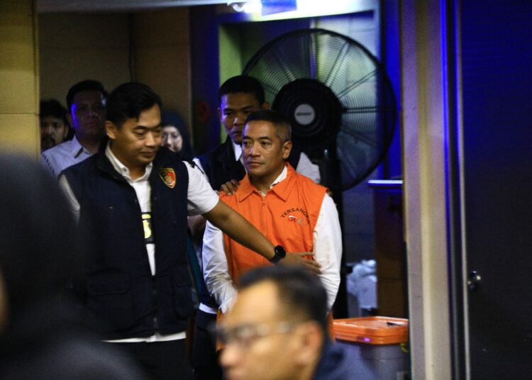 Sempat DPO, OJK Tangkap dan Pulangkan AAG Mantan Direktur PT Investree Radhika Jaya Sebagai Tersangka