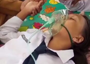Puluhan Siswa SMPN Pamarican Ciamis pun Bertumbangan Diduga Keracunan MBG