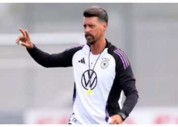 Dihantam Leipzig 0-6, Augsburg Tetap Percaya Sandro Wagner Meski Terpuruk di Bundesliga