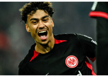 Real Madrid, Arsenal, dan Man City Berebut Bek Muda Eintracht Frankfurt Nathaniel Brown