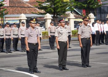 Jelang Purna Tugas, 3 Personel Polres Tasikmalaya Naik Pangkat Pengabdian