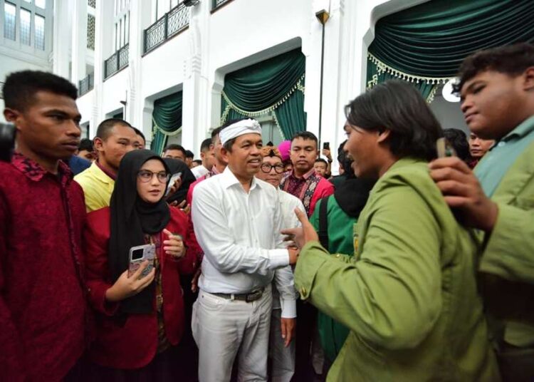 Gubernur Jabar Akan Libatkan Mahasiswa Teknik Sipil dan Siswa SMK dalam Pembangunan Infrastruktur